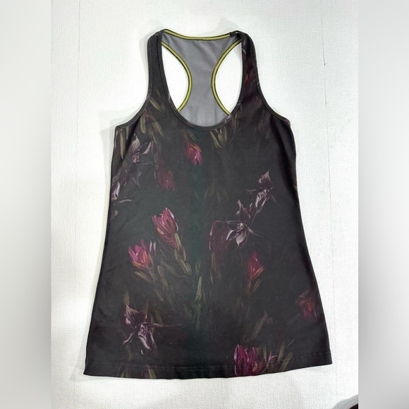 Lululemon athletic top floral size 6 - Picture 2 of 5